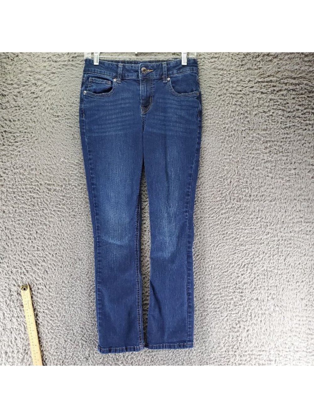 Maurices Jeans Womens Size 2 Short Blue M Jeans Mid-Rise Stretch Denim *Read*
